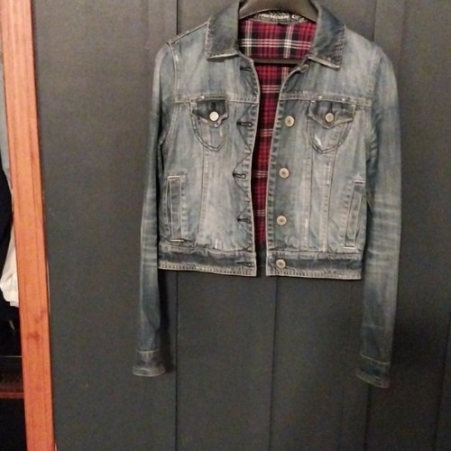 American eagle size button - american,